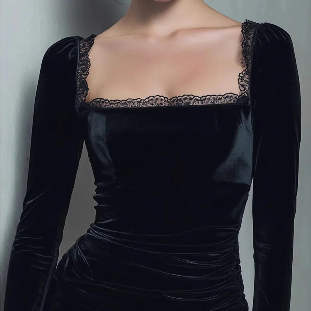 Rihoas Black Square Neck Velour Mini Dress - Picture 2 of 4